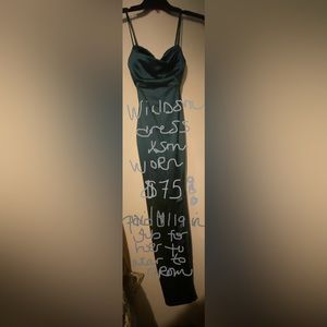 Windsor X-sm prom dress worn once! Conveniently pulls over the head! 92p/8sp